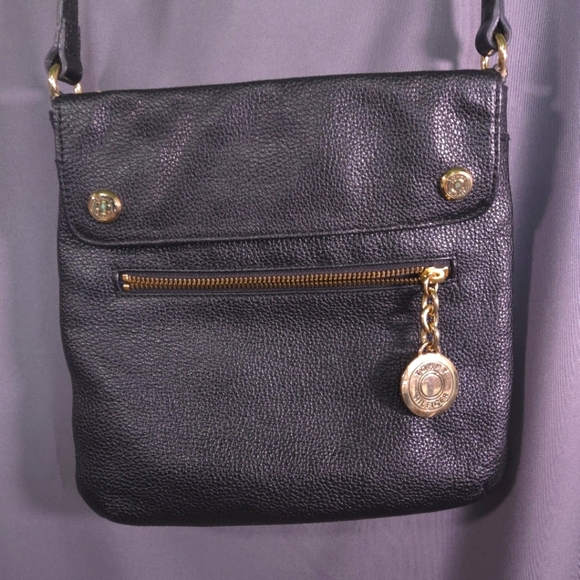 Tommy Hilfiger‎ Crossbody Bag 100% Leather Black and Gold - Picture 1 of 14